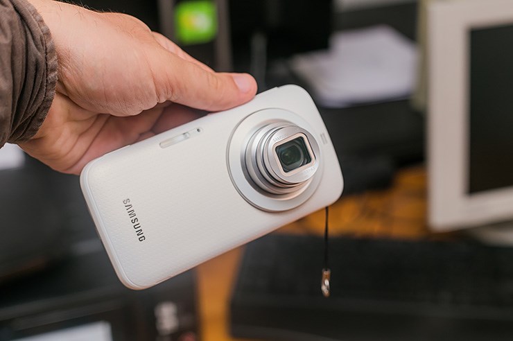 Samsung Galaxy K Zoom (12).jpg